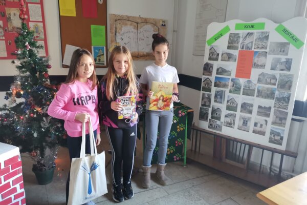 Podijeljene nagrade pobjednicima XX. Pokrajinske smotre recitatora na hrvatskom jeziku