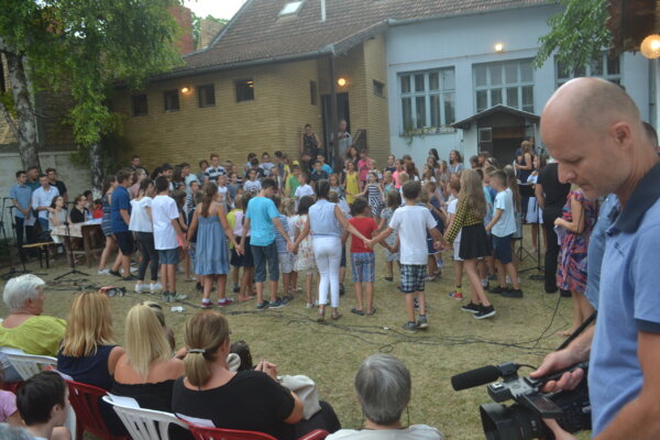 Pozivnica na završnu priredbu Etnokampa 2021.